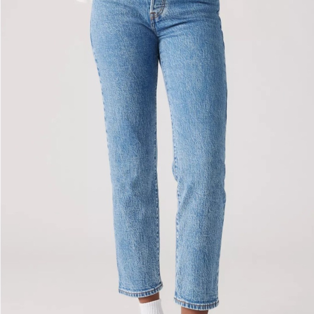 Classic Blue Women's Jeans-Levi Wedgie Style Straight Ankle with Button Fly